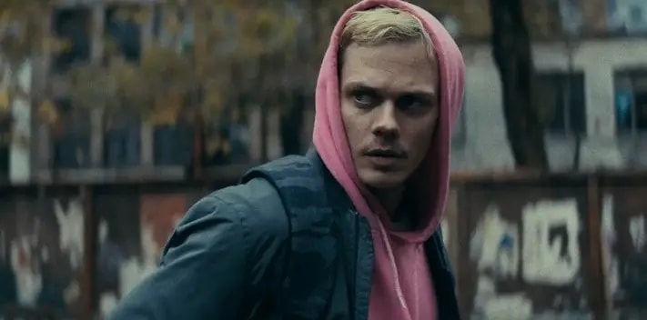 نقد و بررسی فیلم Locked 2025